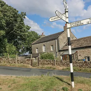 Wenning Bank Clapham (North Yorkshire)